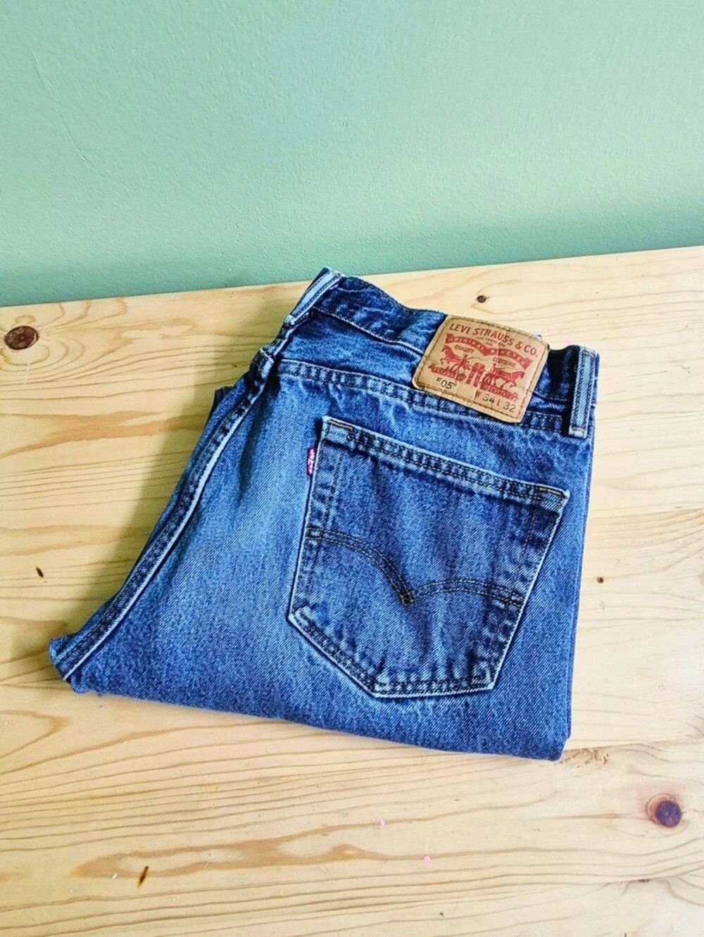 Levi's 505 Men's Regular Fit Straight Leg Jeans – 34x32